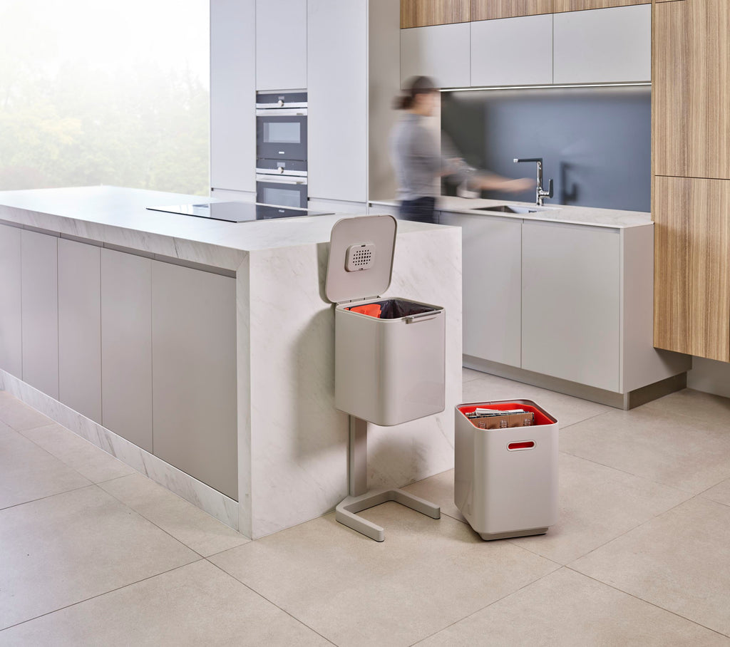 Prullenbak afvalscheiding Totem Compact stone wit, 2 x 20 liter, stapelbaar met uitneembare emmers, keuken