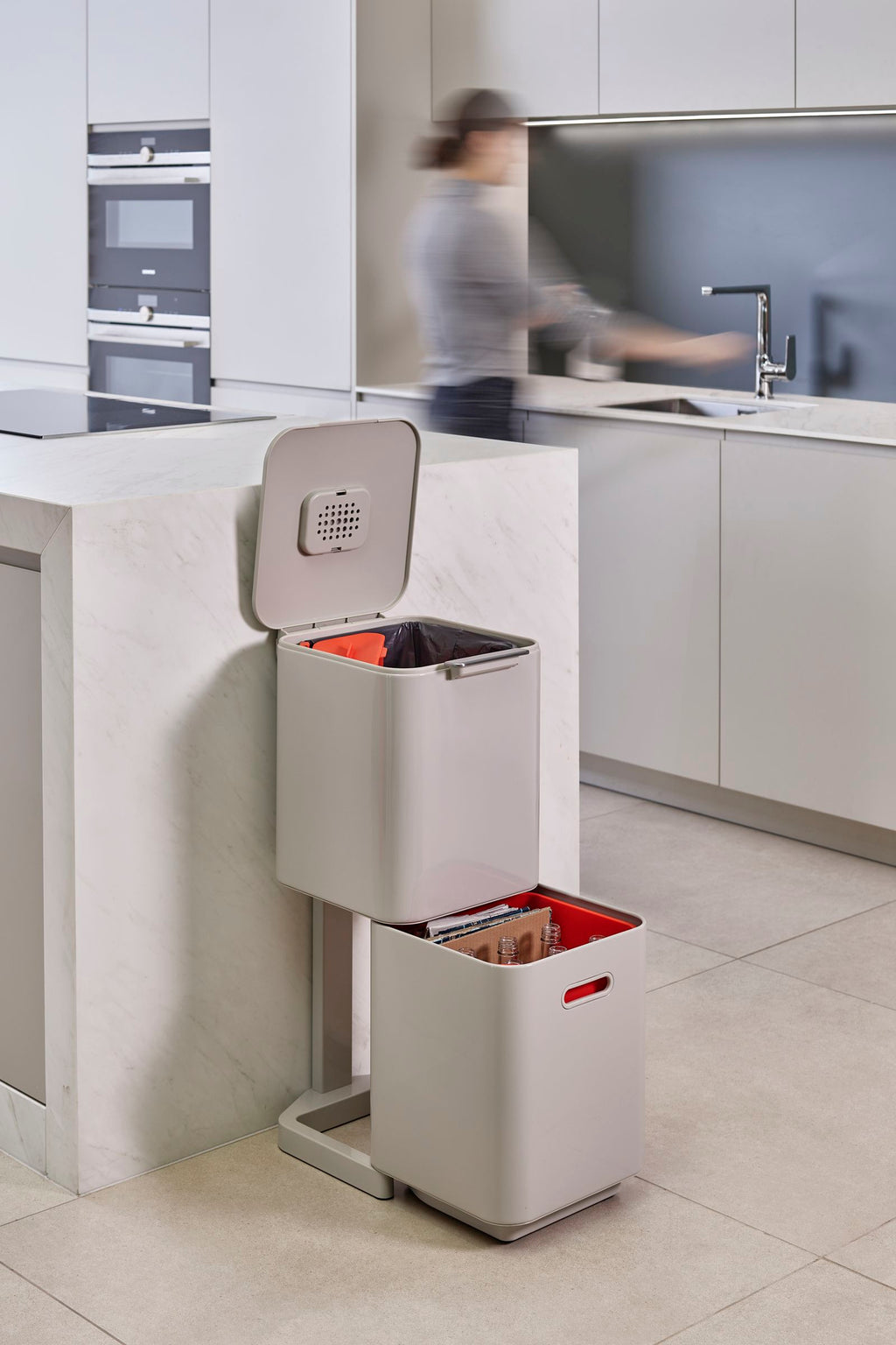 Prullenbak afvalscheiding Totem Compact stone wit, 2 x 20 liter, stapelbaar met uitneembare emmers, keuken