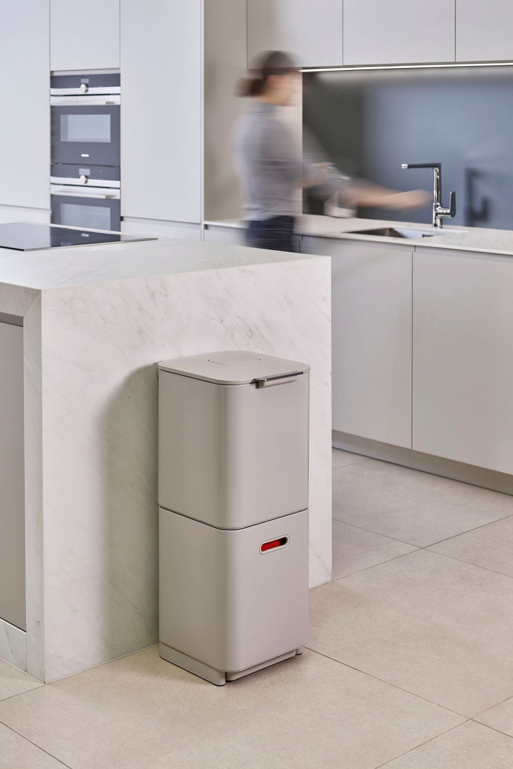 Prullenbak afvalscheiding Totem Compact stone wit, 2 x 20 liter, stapelbaar met uitneembare emmers, keuken