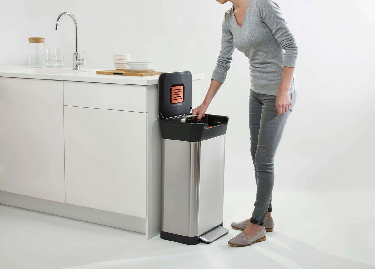 Prullenbak roestvrij staal Titan met afvalcompressor en pedaal, zilver, 30 L – 34,4 x 39 x 68,4 cm, keuken