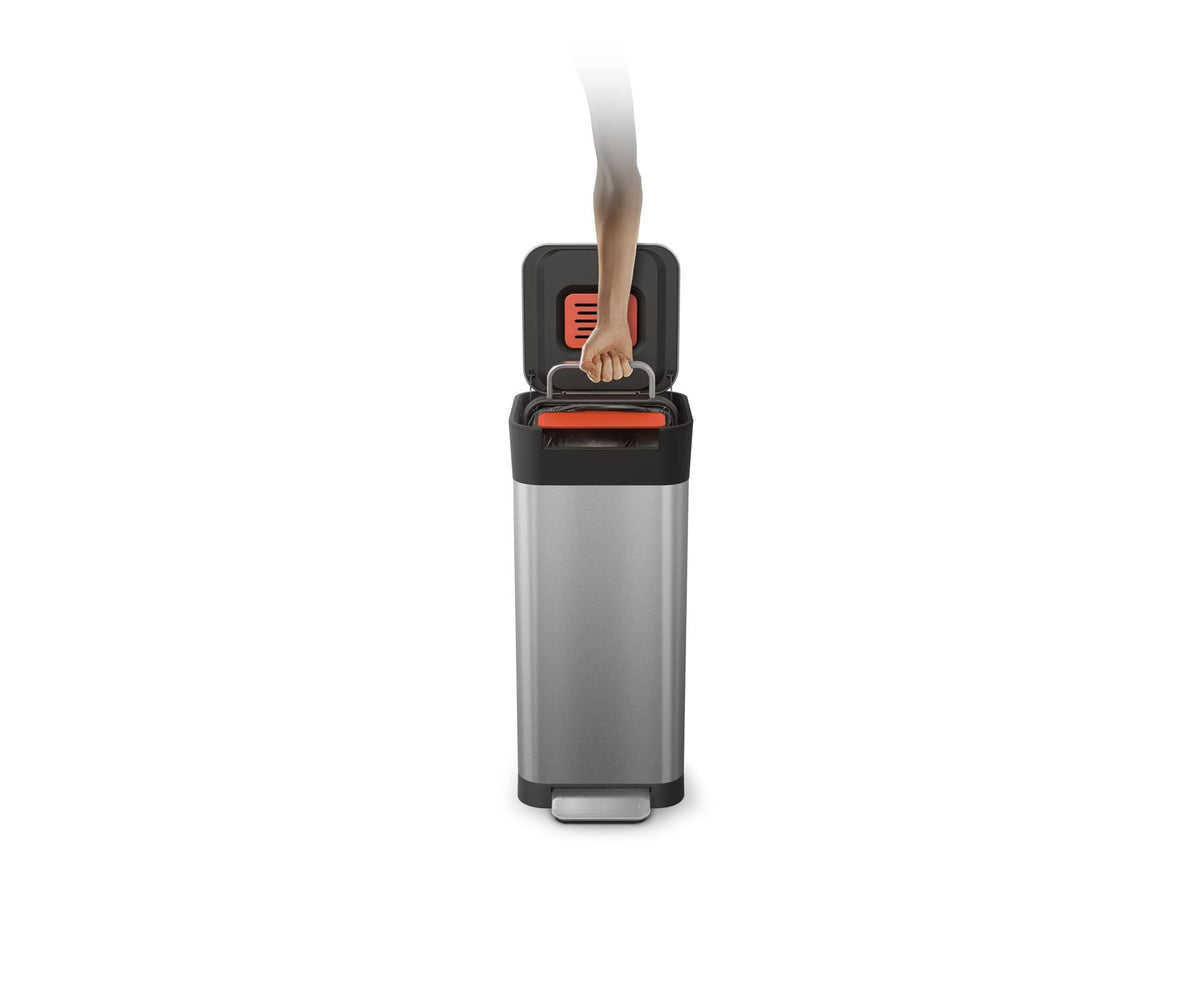 Prullenbak roestvrij staal Titan zilvergrijs 20 L, met compressor, voetpedaal en soft-close deksel
