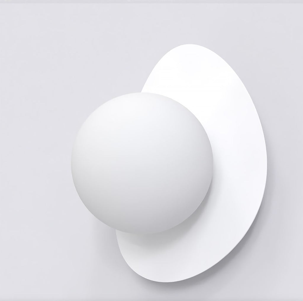 Wandlamp staal modern wit met ronde bol Ø 10 cm, G9 fitting, voor hal en slaapkamer