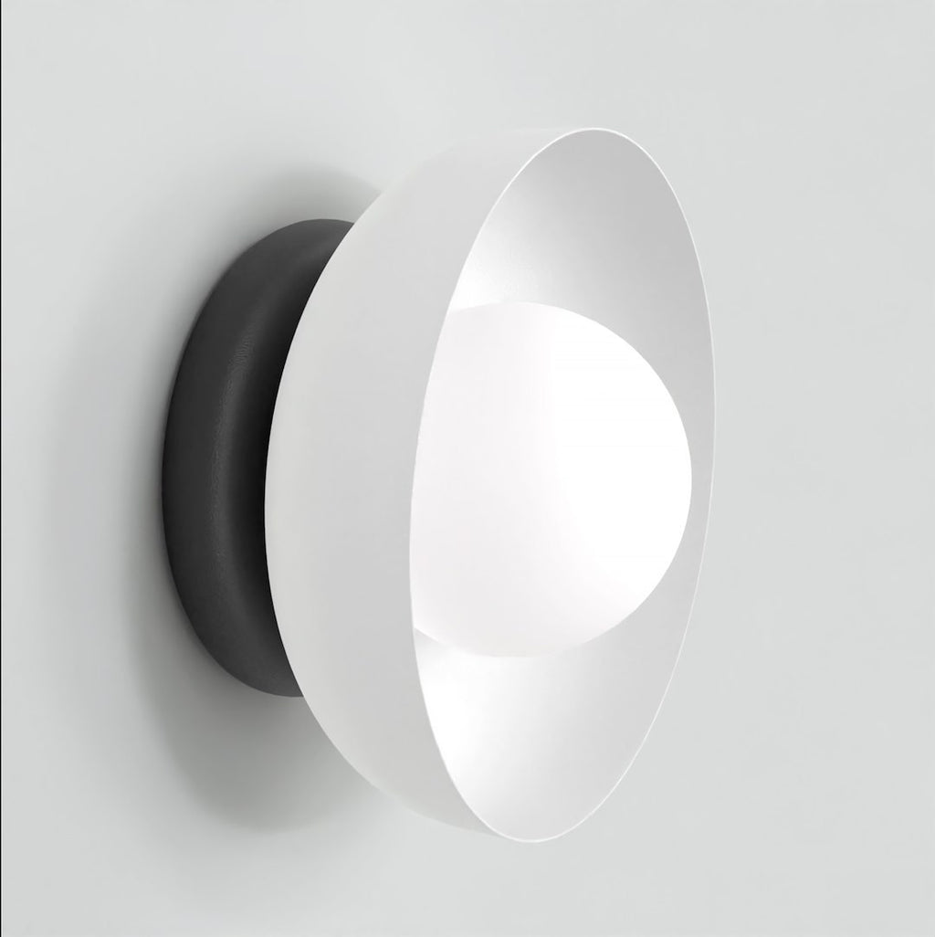 Wandlamp gepoedercoat staal minimalistisch Ozzy wit met zwarte basis, G9 LED max. 8 W – 20 x 20 x 13 cm