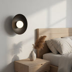 Wandlamp gepoedercoat staal minimalistisch Inspo K1 zwart met witte kap Ø 10 cm, voor woonkamer en hal