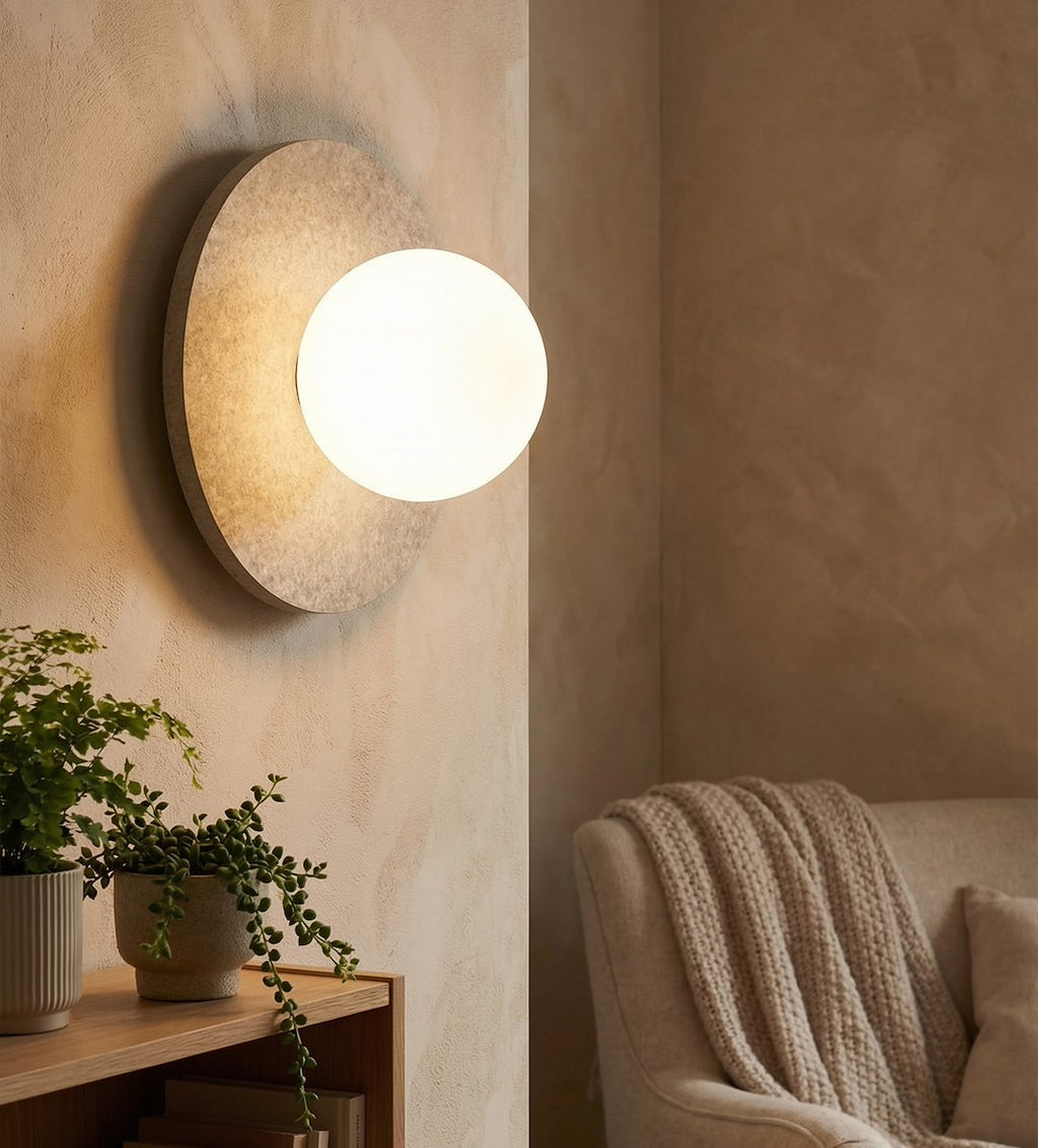 Wandlamp gepoedercoat staal en vilt Calma boho beige 20 x 13 cm, G9 fitting voor slaapkamer en gang