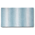 Rechthoekige badmat met hoge pool in lichtblauw met wit ombre-kleurverloop