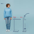 Handdoekrek vrijstaand zwart metaal met eiken bodemplaat, twee vaste handdoekrails, hoogte 82,5 cm voor badkamer