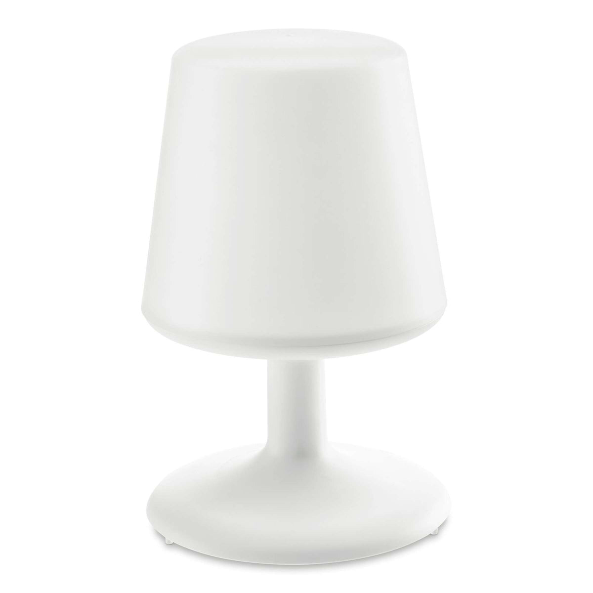 Witte draagbare tafellamp met taps toelopende kap op een slanke steel met ronde voet
