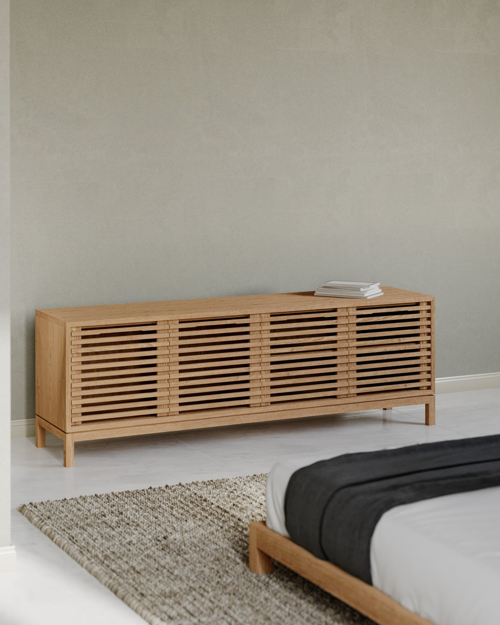 Tv-meubel essenhout Tanner Japandi lamellen vlaskleur 198 x 46 x 66 cm, vierdeurs mediaconsole
