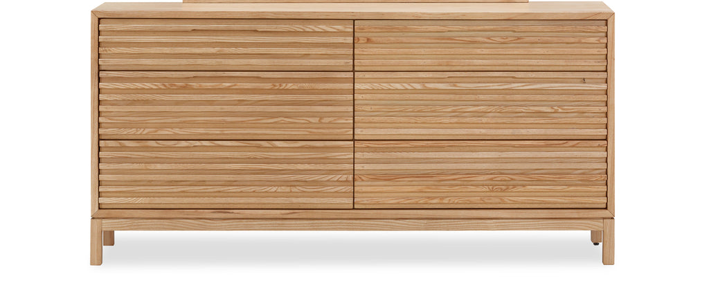 Ladekast essenhout Tanner Flaxen naturel met zes lades, lamellenfront – 173 x 46 x 84 cm