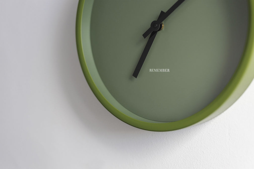 Wandklok aluminium Bos groen Ø 30 cm, geruisloos quartz-uurwerk voor woonkamer en keuken