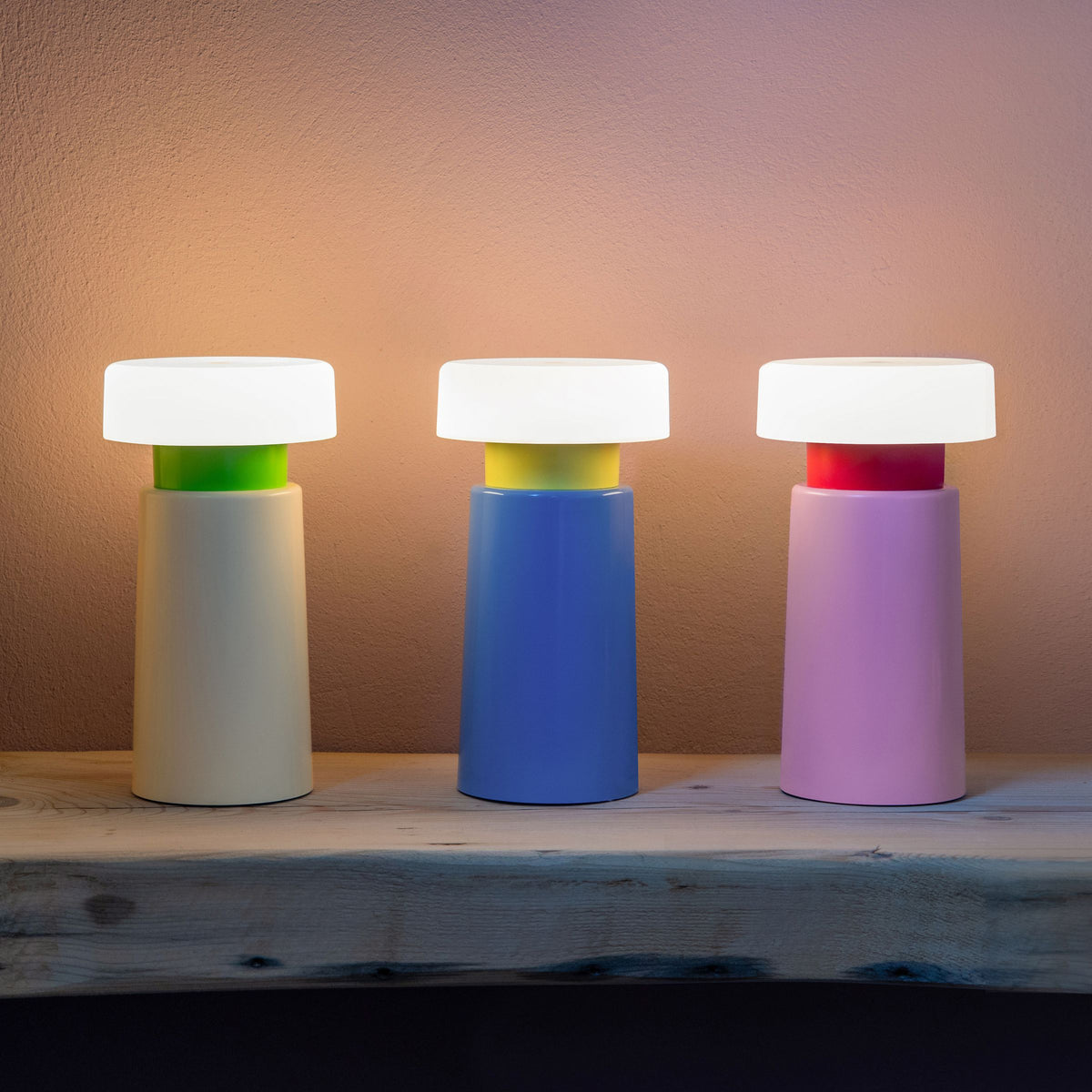 Tafellamp led oplaadbaar kunststof Victoria aquablauw H 17,5 cm Ø 9,5 cm, draadloos met dimmer